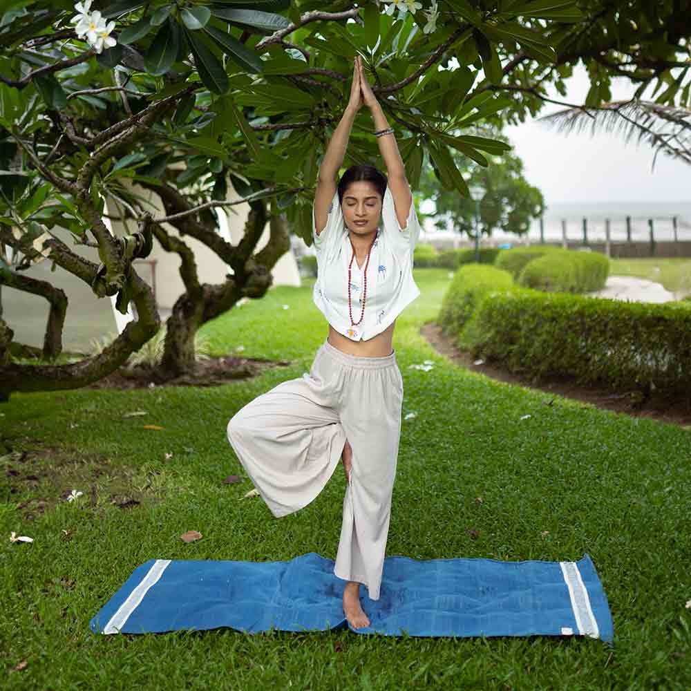 Ayurvidya - Herbal Dyed Organic Cotton Yoga Rug Mat